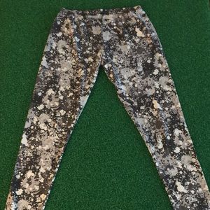 Black and White Mossimo Supply Co. Leggings -M